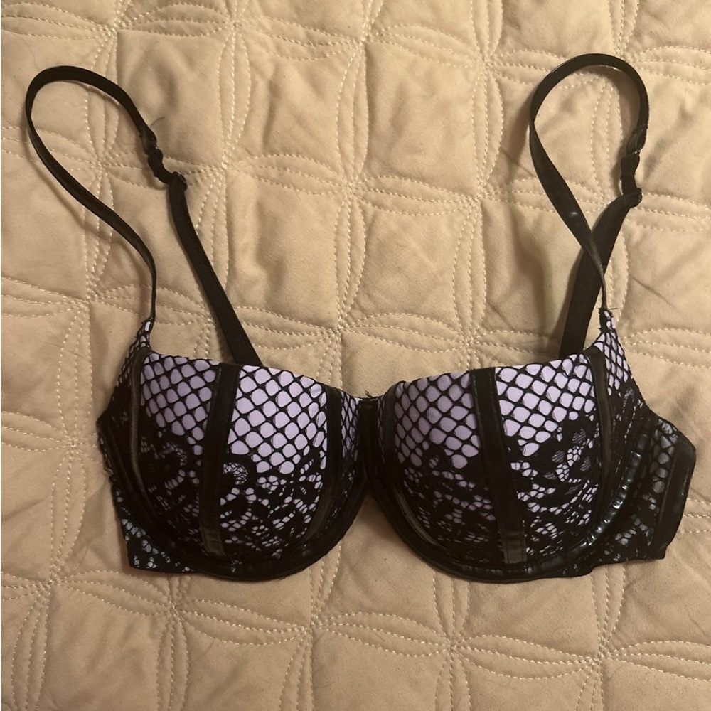 Victoria’s Secret very sexy balconet bra